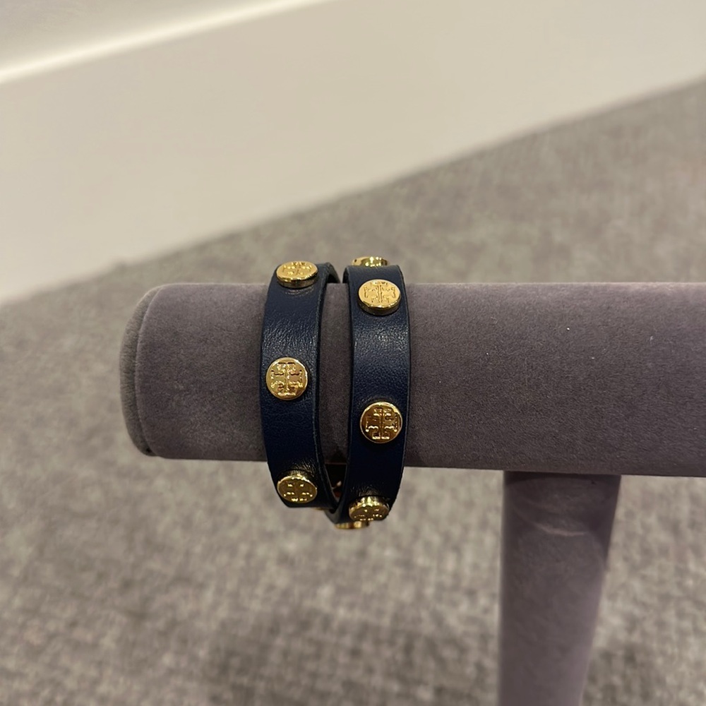 tory burch- miller leather double wrap bracelet navy and gold